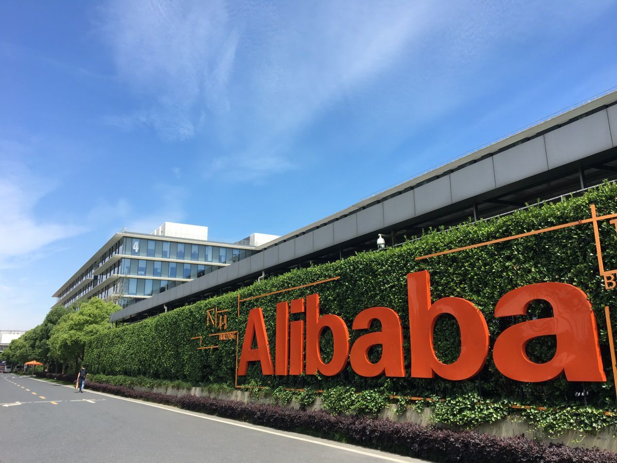 世界500强中企数量首超美企 新万博manbetx官网登陆