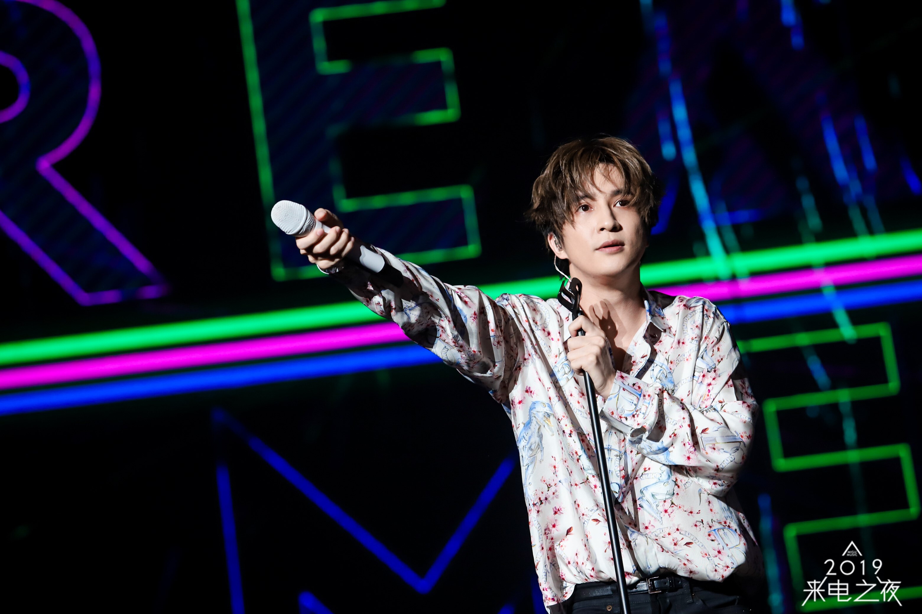 5G时代怎么看演唱会? 2019来电之夜探索新看法新玩法 tb6605通博网址