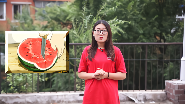 还在用勺挖西瓜吃？那可要注意了，小心吃出这些问题来