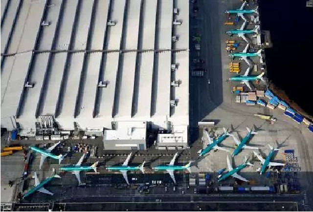 在美国华盛顿州波音公司工厂航拍的波音737max型客机的资料照片.