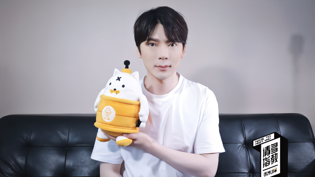 请多指教罐头君：简弘亦专访花絮精彩上线！