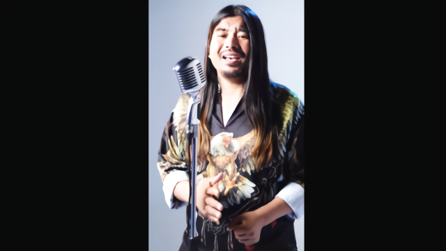 面筋哥翻唱周笔畅《谁动了我的琴弦》，唱歌太有特点了，果断收藏