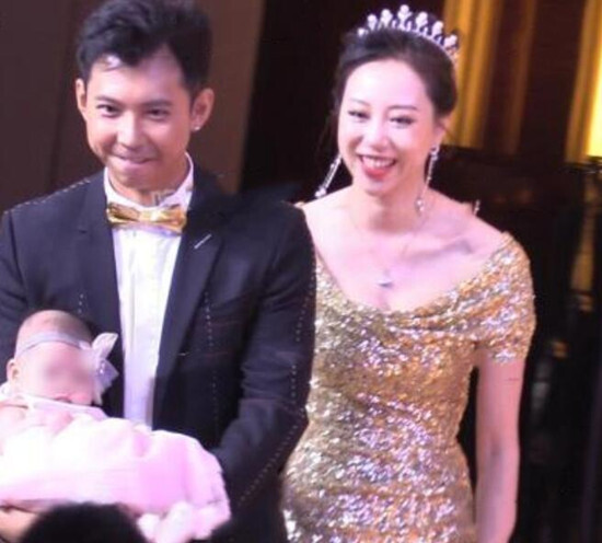 朱时茂儿媳首曝光，五官精致身材苗条，颜值不输女明星