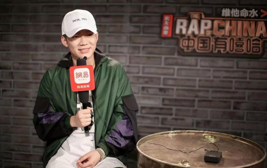 李小璐复出遭群嘲：出轨的女人，凭什么重回娱乐圈？！