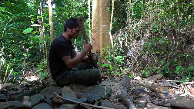 野外生存，自己学会自制狩猎工具，将大大提高生存几率