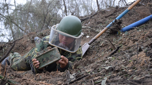 此面向敌！中国仿制美国阔剑地雷比原版还多一项功能，专治追兵