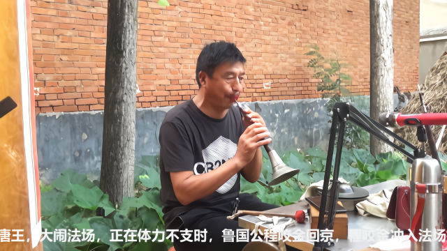 唢呐高手演奏豫剧《花打朝》,40多年的功夫,吹