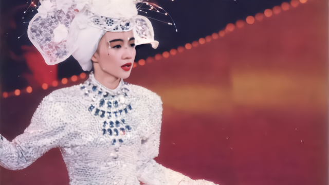 这才是真正的经典,陈慧娴现场演唱《千千阙歌