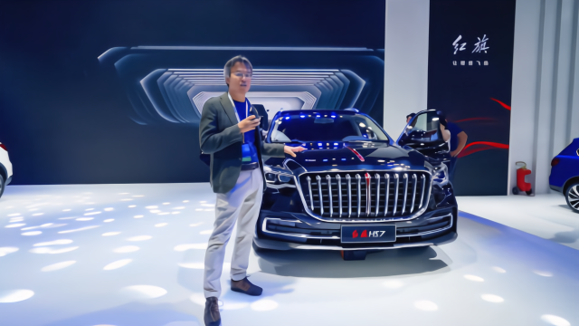 《夏东评车》红旗和长城，不同的道路，可喜的进步