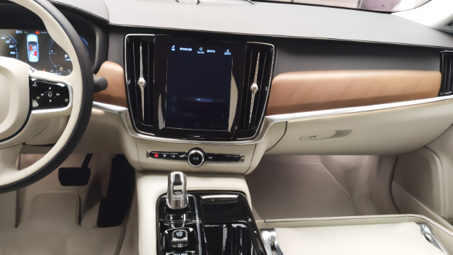 没有副驾驶座椅的沃尔沃S90，到底有多豪华？