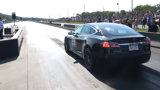 把一台Model S能拆的拆光跑04，它能有多快？