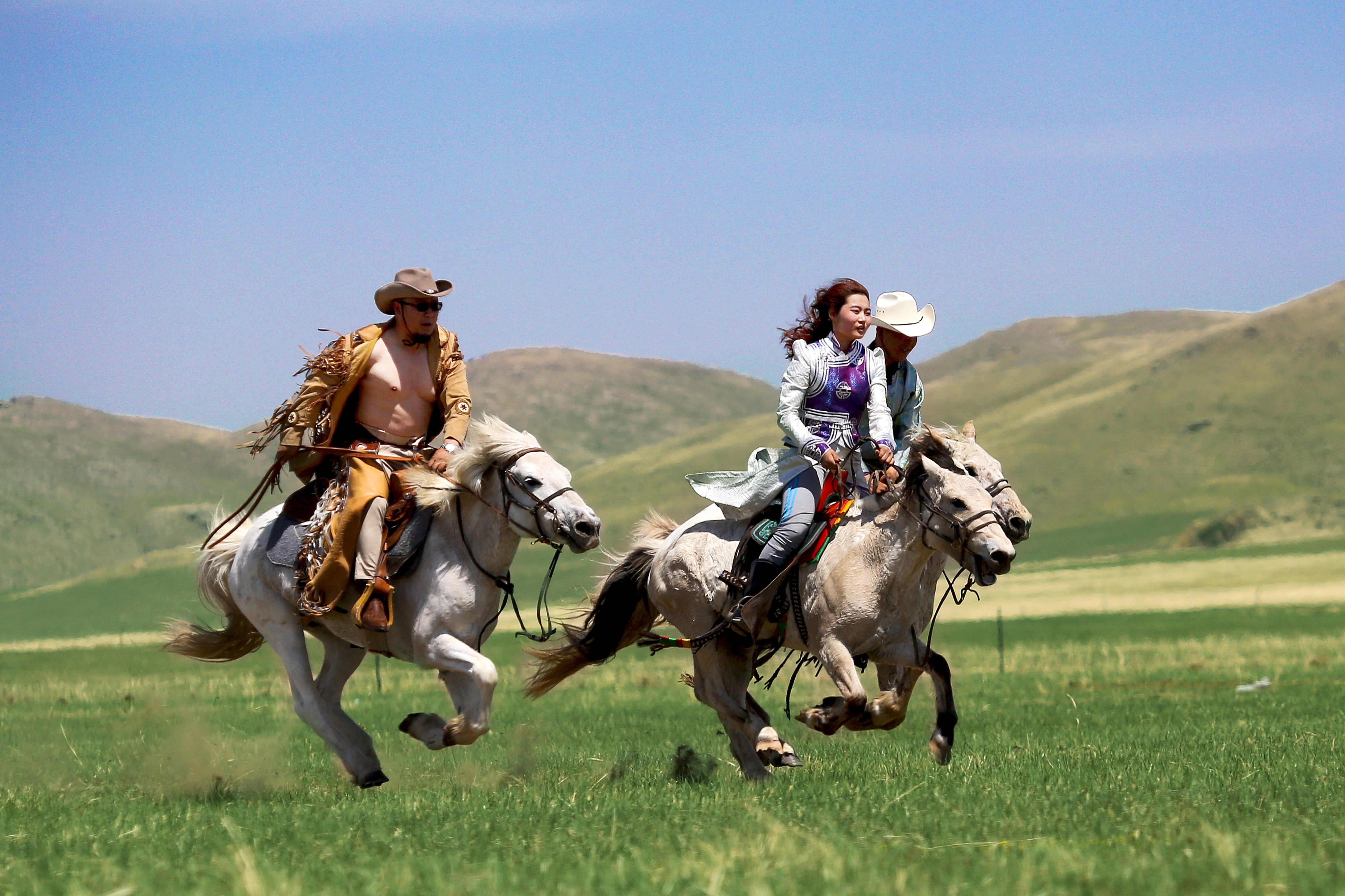 法国摄影师童年记忆中，寻觅蒙古战士的身影-草原元素---蒙古元素 Mongolia Elements