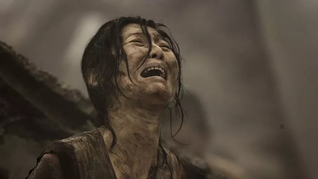 人生必看电影《唐山大地震》,徐帆演技炸裂太