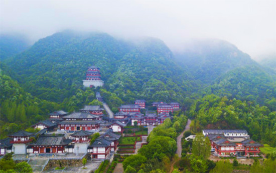 桐柏山风光（图片来源：桐柏山木雕博物馆）