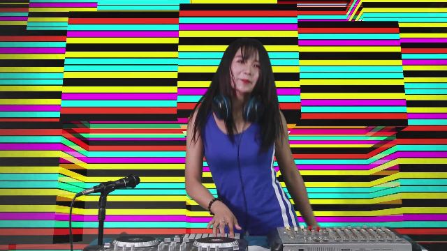 全新DJ版《饿狼传说》,引爆全场,美女姐姐尽显