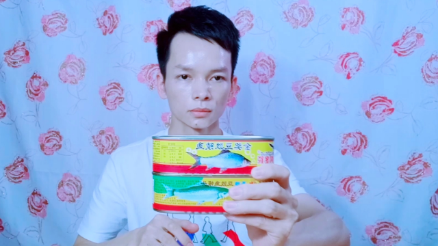 试吃鲮鱼罐头和罗非鱼罐头，哪种更好吃？鱼骨头入口即化