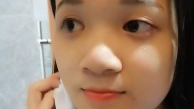 洗面奶的使用方法：洁面乳这样用才是正确的！