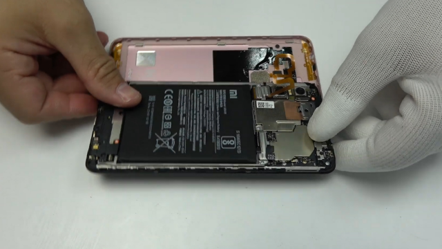 小米Redmi Note 6 Pro拆解步骤教程