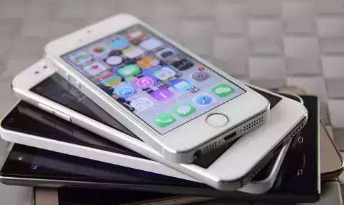 「鹿鸣财经」00后成iPhone11的消费主力军 为啥年轻人的钱更好赚？