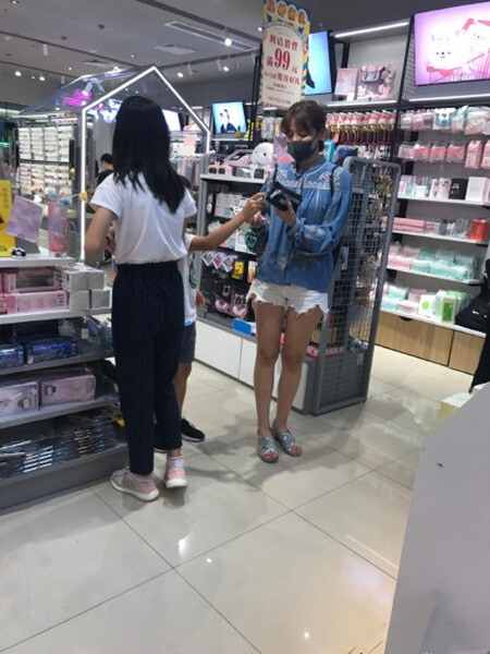 [长春国贸娱乐]田亮11岁女儿森碟近照曝光，五官精致亭亭玉立，遗传父母的好基因
