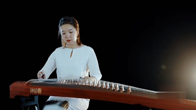 古筝演奏视频《忆江南》古筝演奏流行曲欣赏