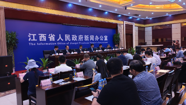 高职生新闻 71de725d6a3ed178be564dfe4cfd2675d5656dbd_size458_w640_h360.png