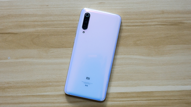 小米9 Pro 5G手机视频开箱上手!配置功能齐全