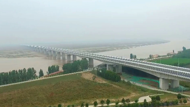 河南官渡黄河大桥正式通车！双向8车道通行 项目总投资逾39亿