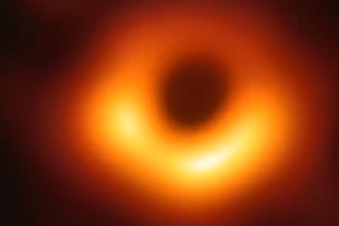 记者提问首张黑洞照片有什么意义?专家解答