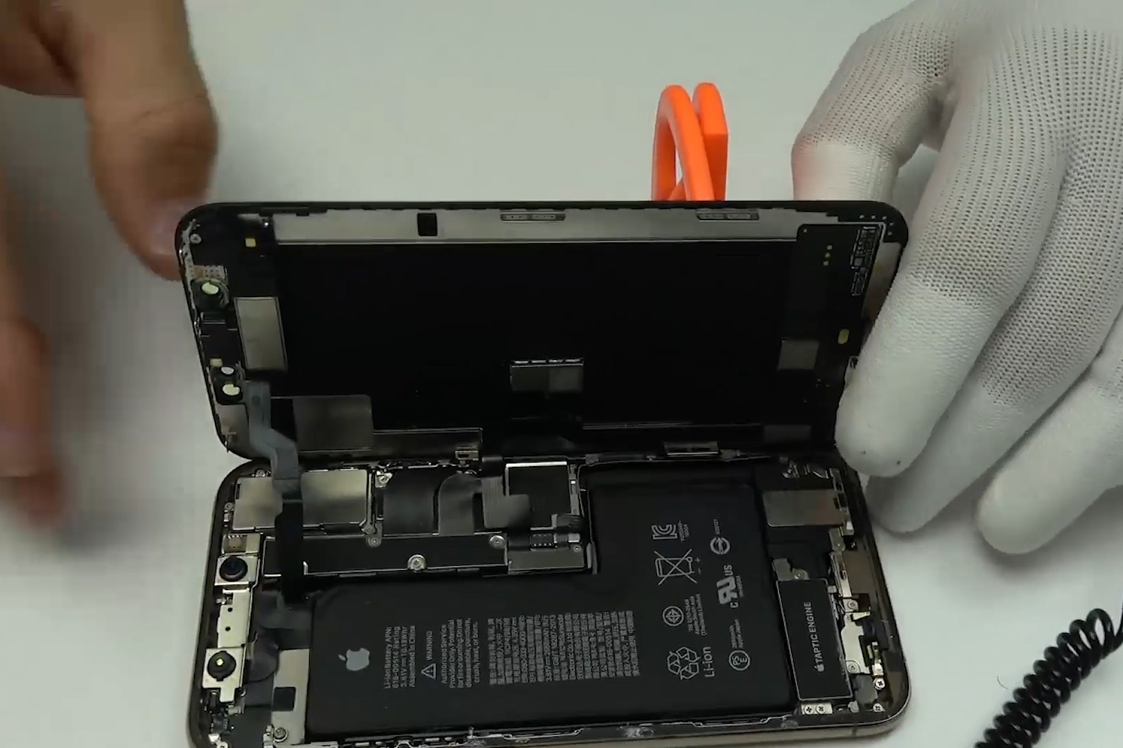 iPhone XS屏幕更换步骤及安装教程