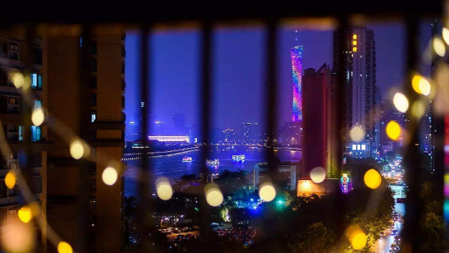 琶醍酒吧街，外国美女最多的酒吧街，广州夜生活开始的地方