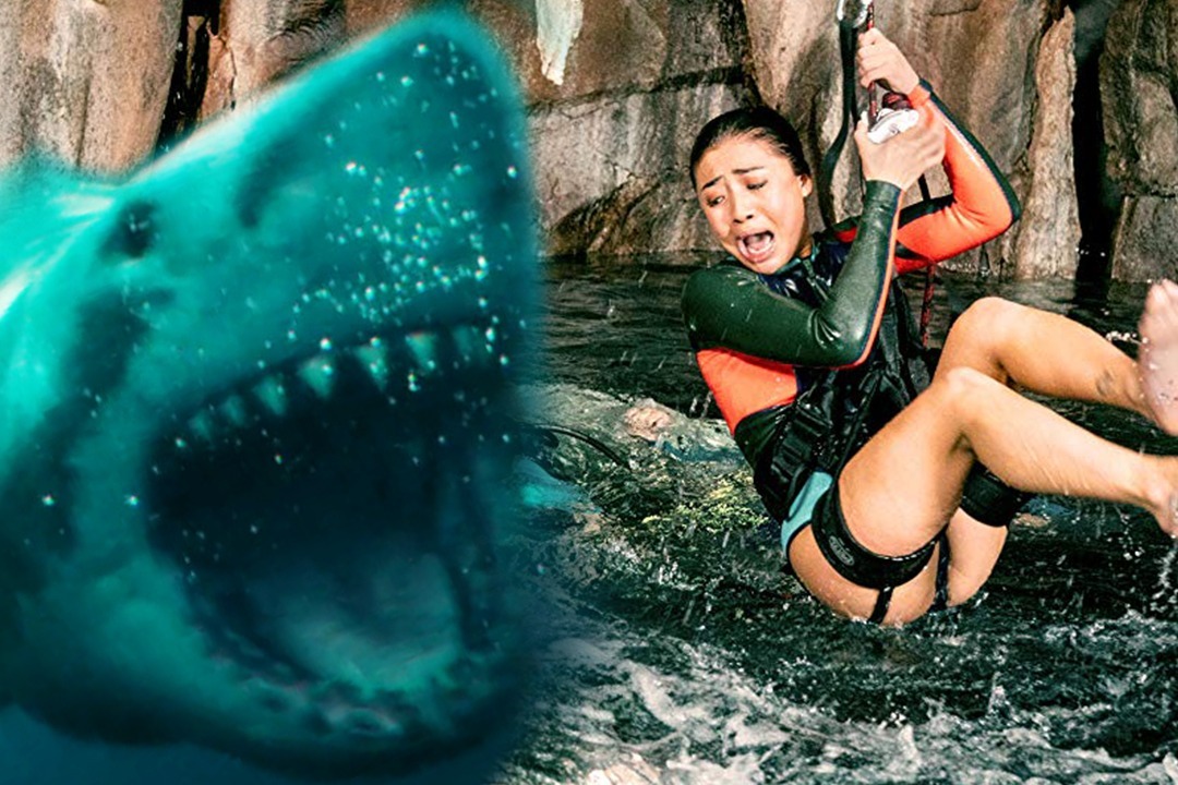 少女作死下海,偶遇深海盲鲨,年度最鲨电影《