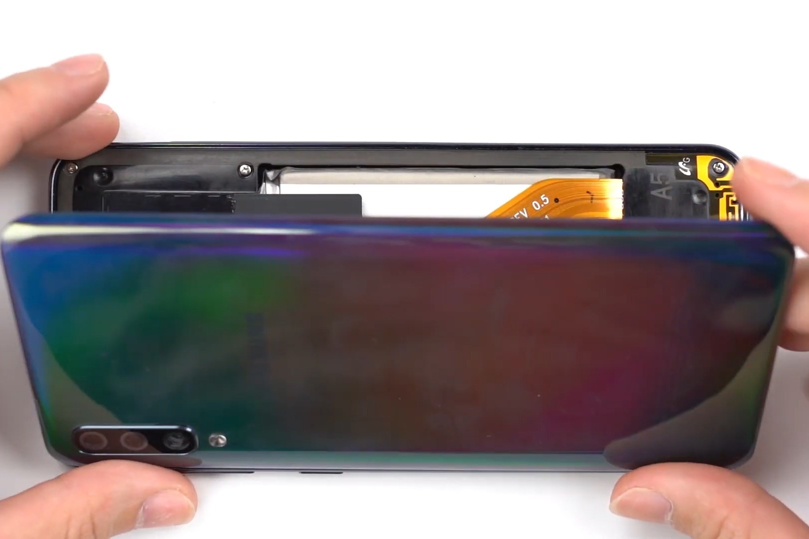 三星Galaxy A50拆解