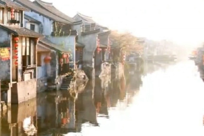 乌镇古镇江南水乡，六大古镇之首，有“中国最后的枕水人家”之誉