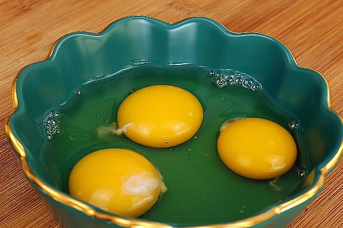 快过年了，教你用3个鸡蛋做一道拿手汤，1天喝2次也不够，喝美了