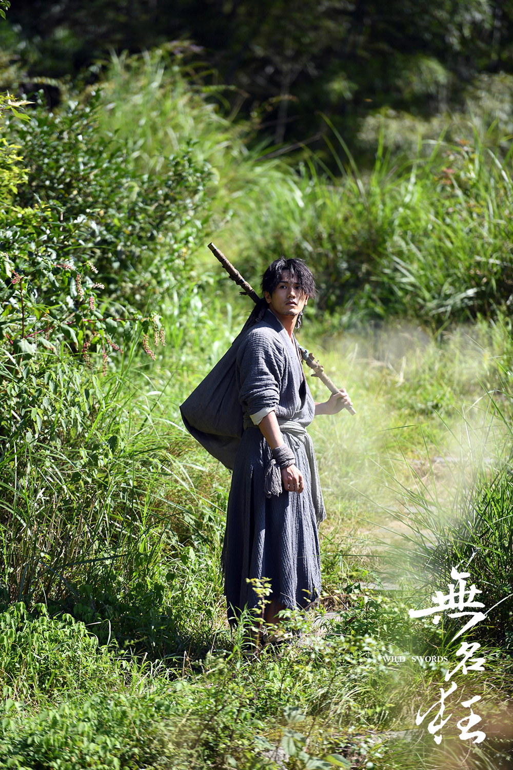 《无名狂》海南电影节展映,上白亮相红毯!