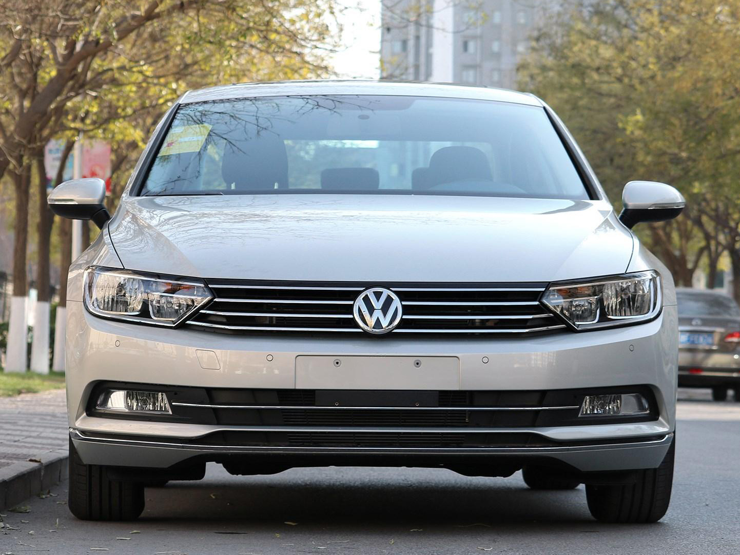 大众迈腾，中美差距。中保研对比美国IIHS