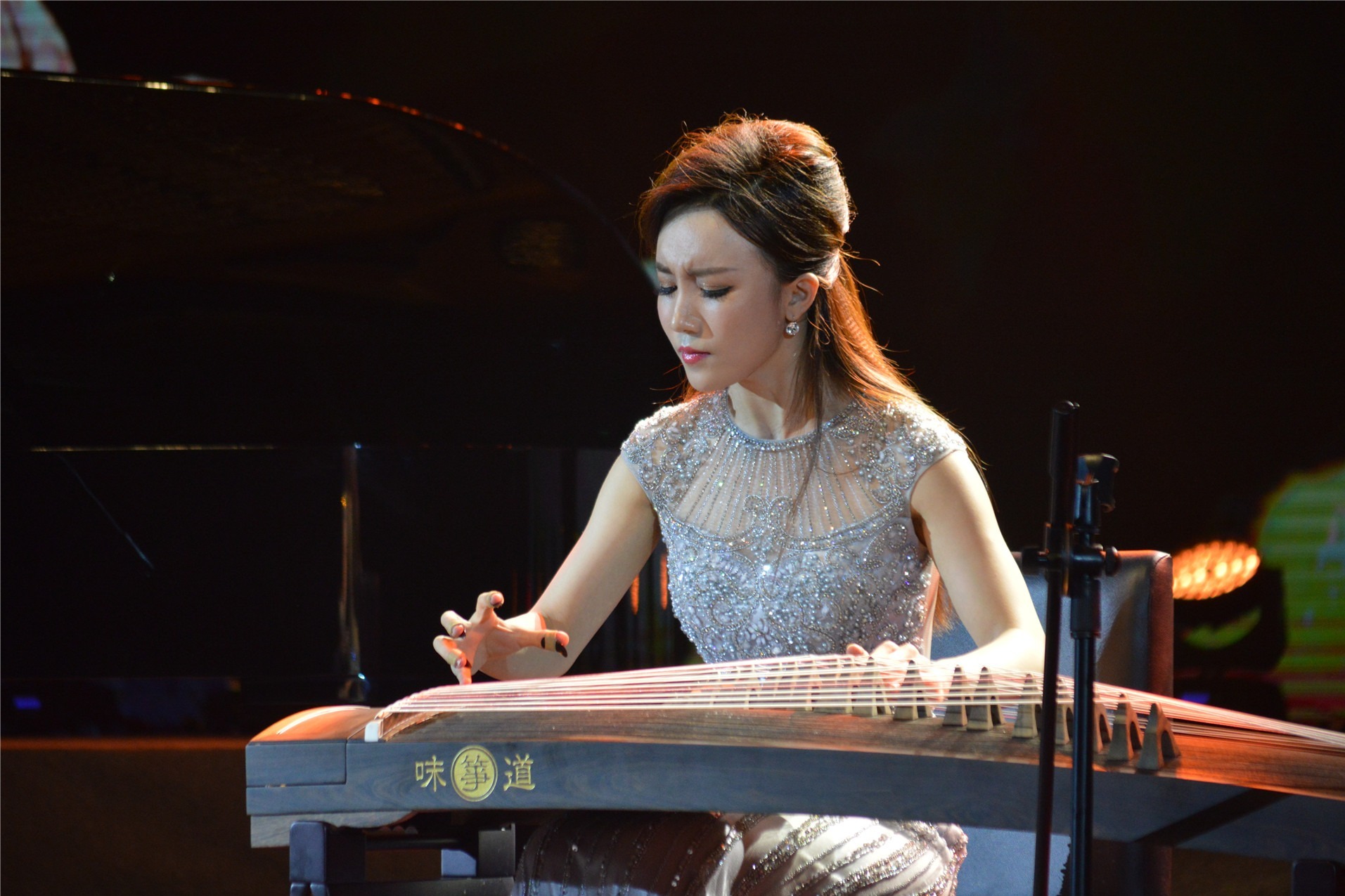 中华国乐女神程皓如精彩演绎云裳诉云想衣裳花想容