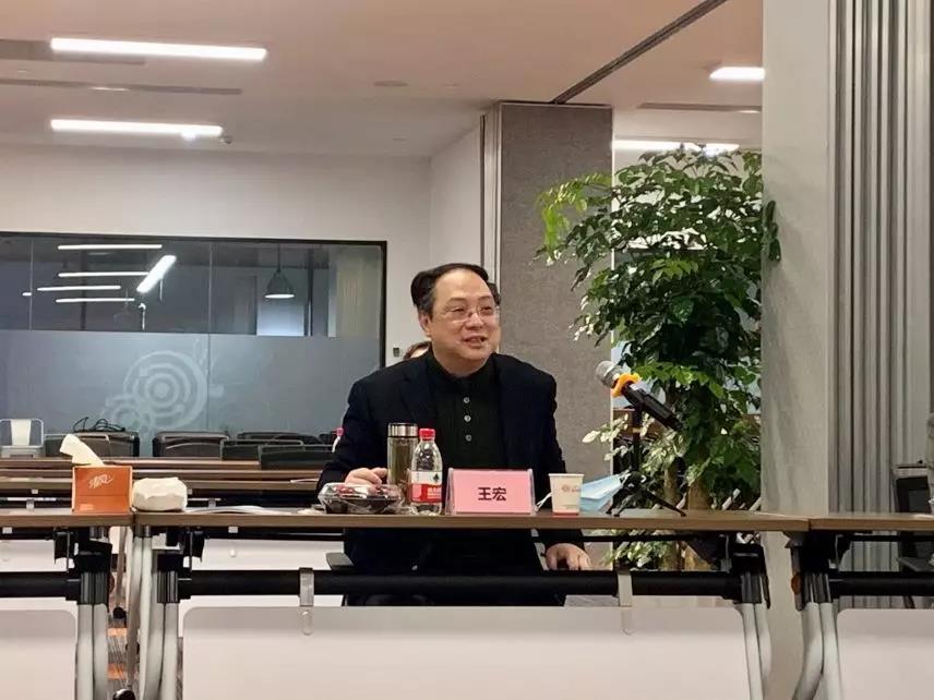 杭州市副市长王宏一行领导到访,并授予顺网科技"人道博爱奉献奖"