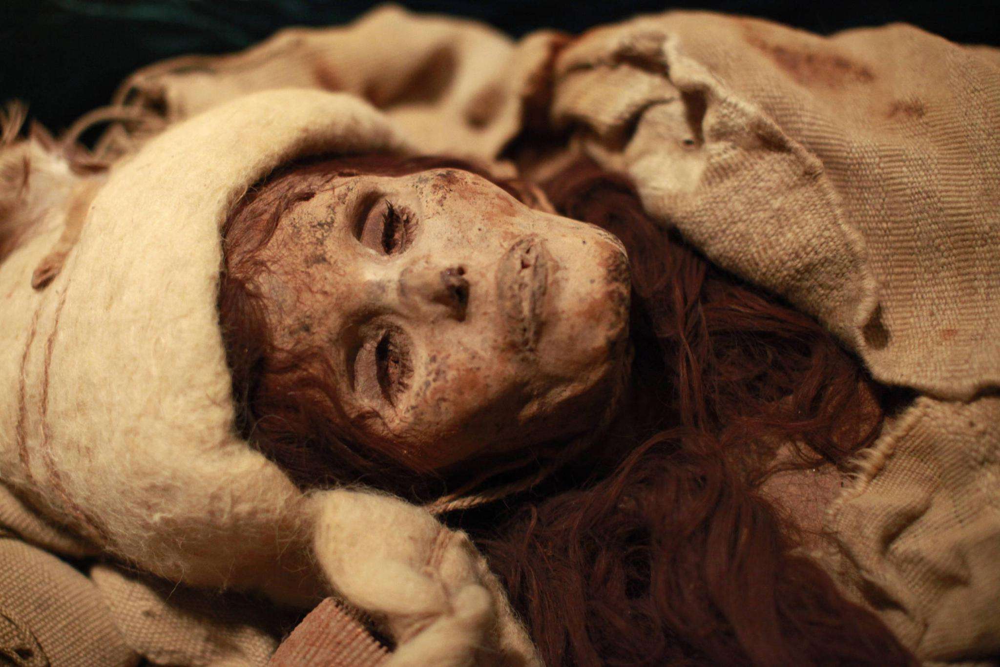 新疆罗布泊惊现美女干尸,跨越4000年依然栩栩如生