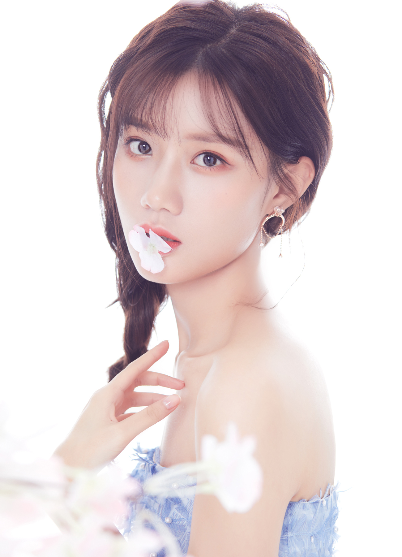 陈意涵estelle,陈意涵estelle婚纱 陈意涵estelle的"飞行模式",是对自我的放空,再重启