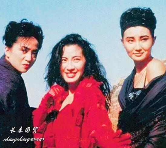 三大影后同框比美梅艳芳张曼玉杨紫琼合影旧照释出