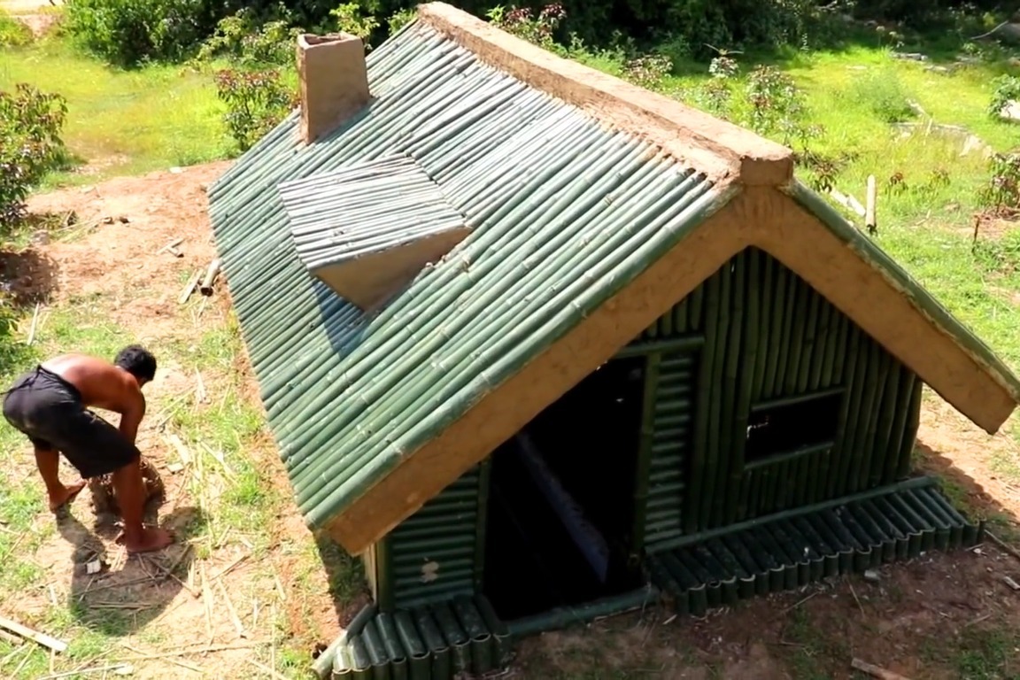 原始技术,野外建造创意地下竹屋,打造自己的世外桃源