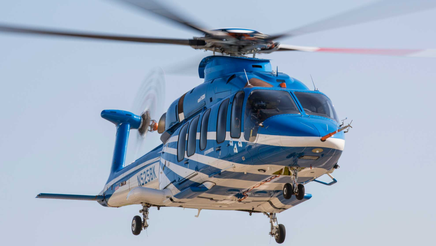 贝尔525商用直升机"借鉴"过来的,只进行了很小的改动.