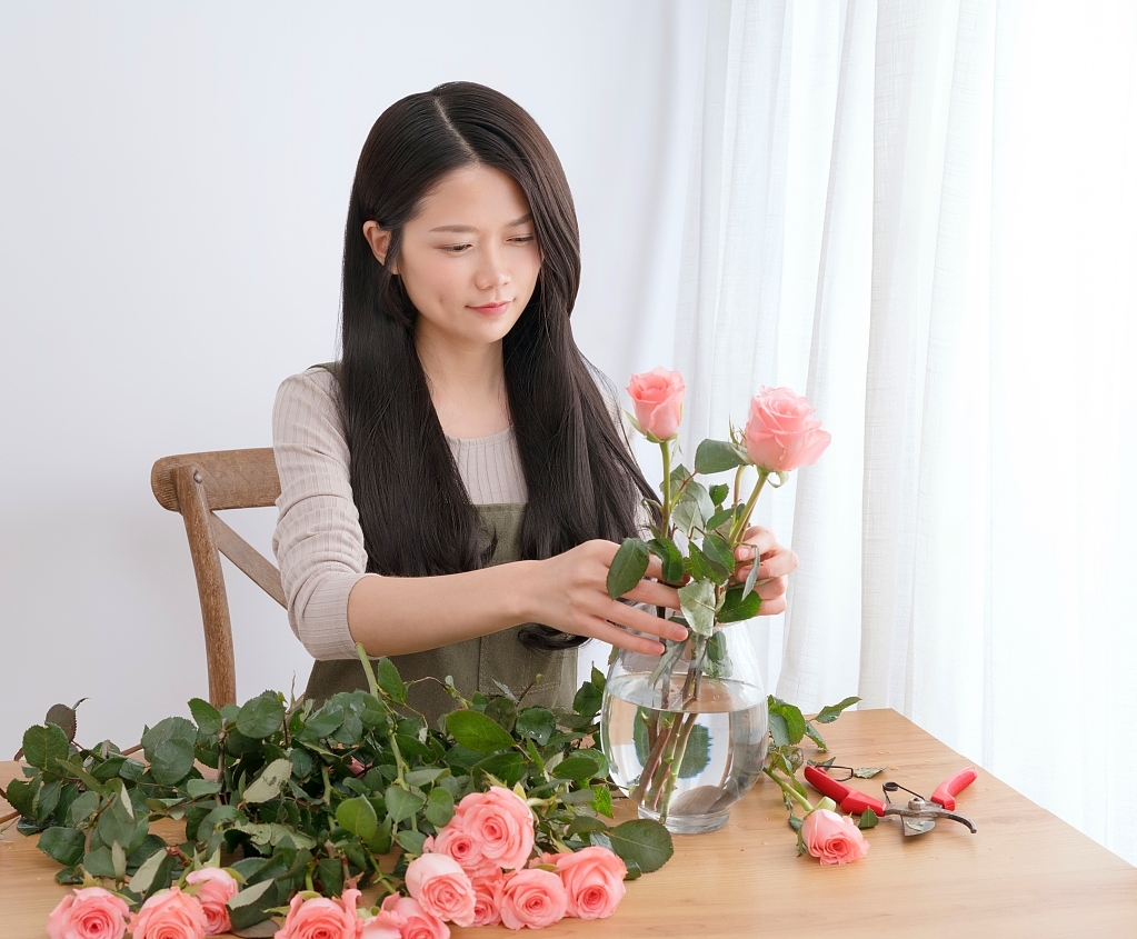 花艺教程视频，学花艺课程，包装花束视频教程，自学花艺开花店