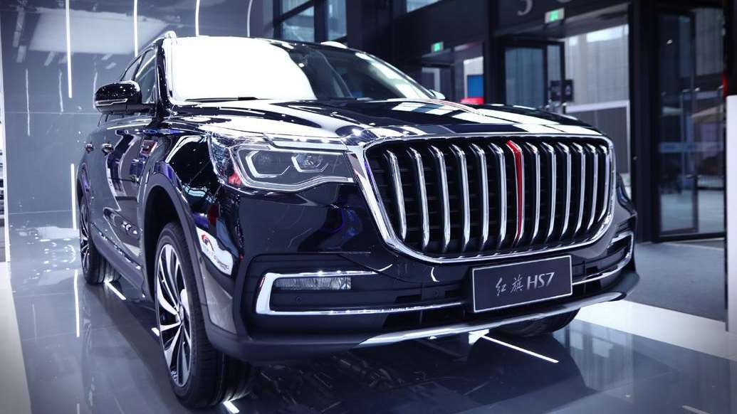 红旗5.5米超豪华SUV，五门四座，中间带隔断，3.0T发动机