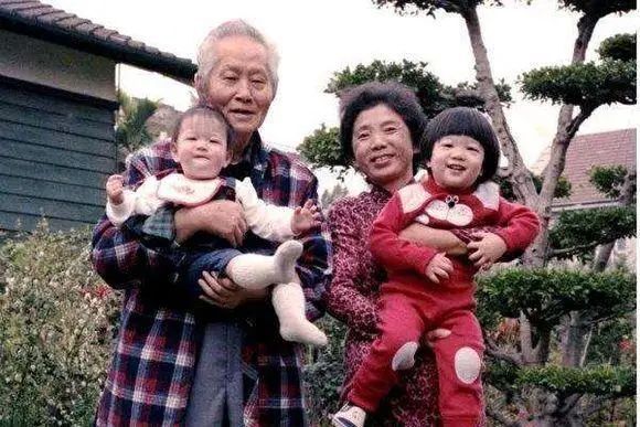 1950年孙立人收到陈毅策反信后问:怎么不是朱德写的