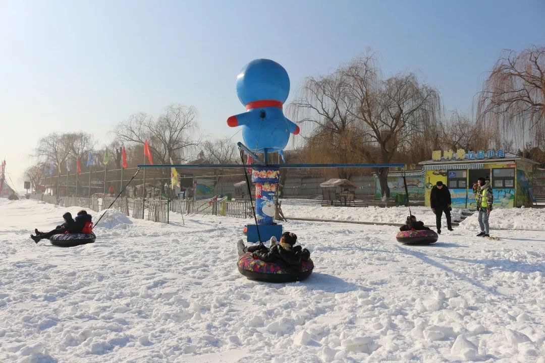 泰安这个景区,天颐湖冰雪乐园盛大开园,来这开启新年第一场出游