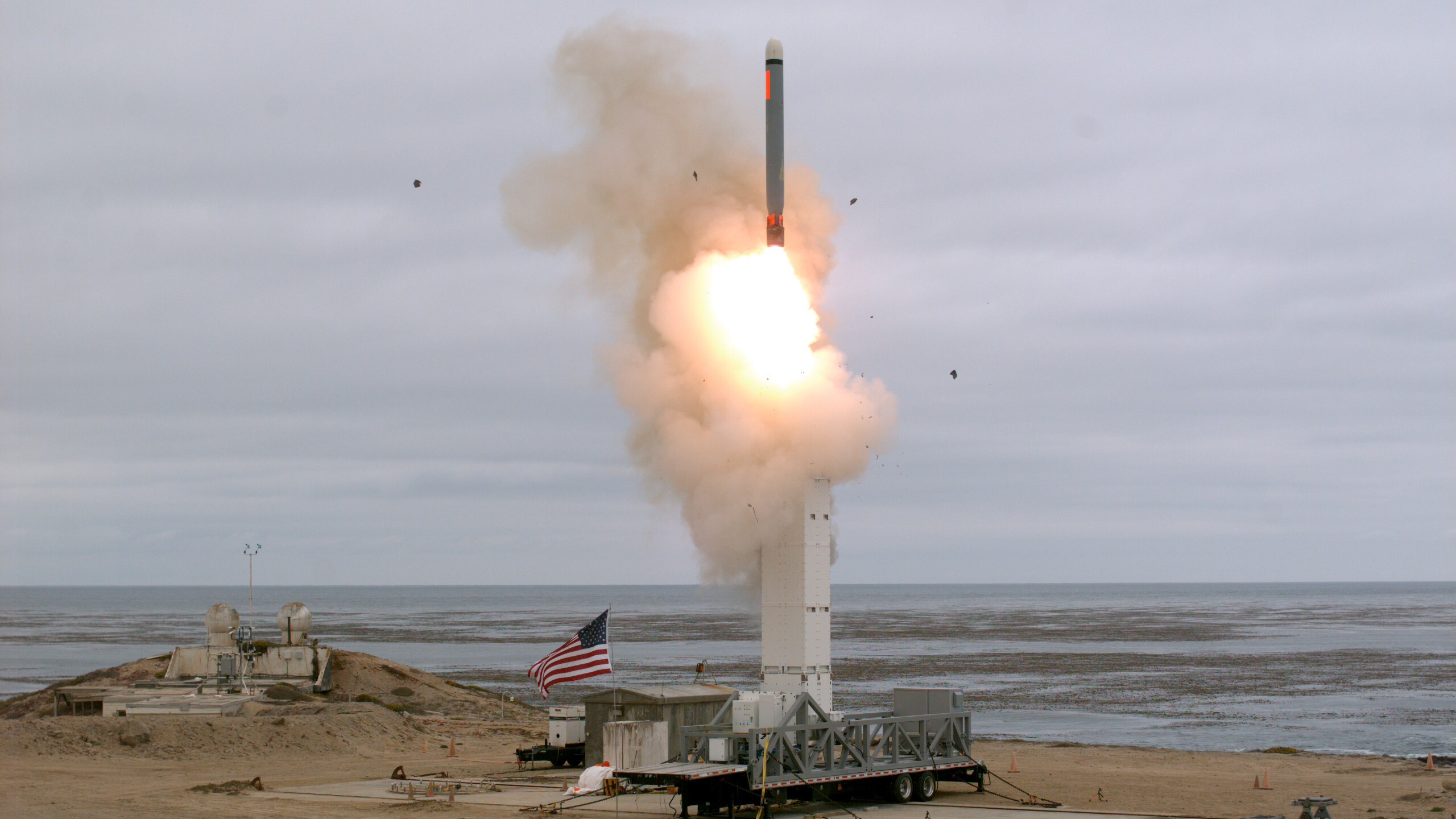 黑燕恐慌：一次火箭发射让俄启动核反击程序 险些造成美俄核大战_凤凰网