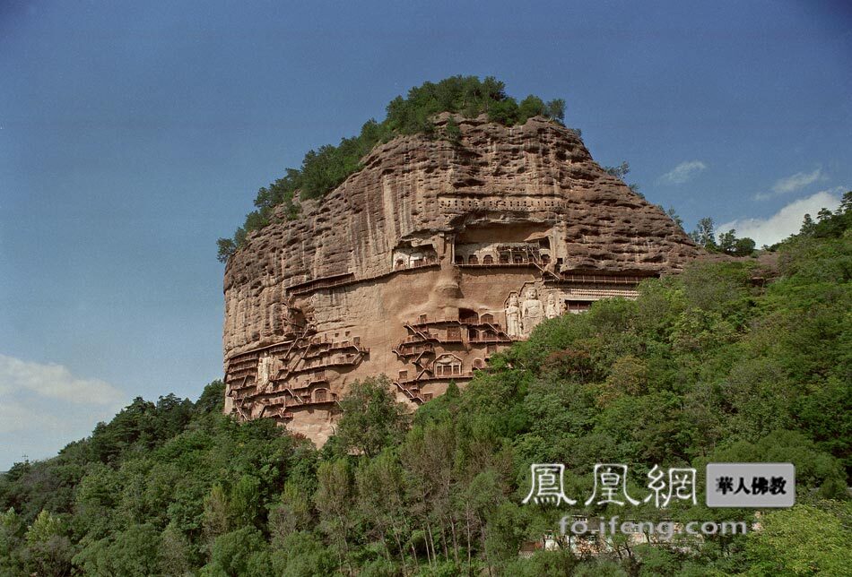 麦积山石窟(图片来源:慧海佛教资源库)